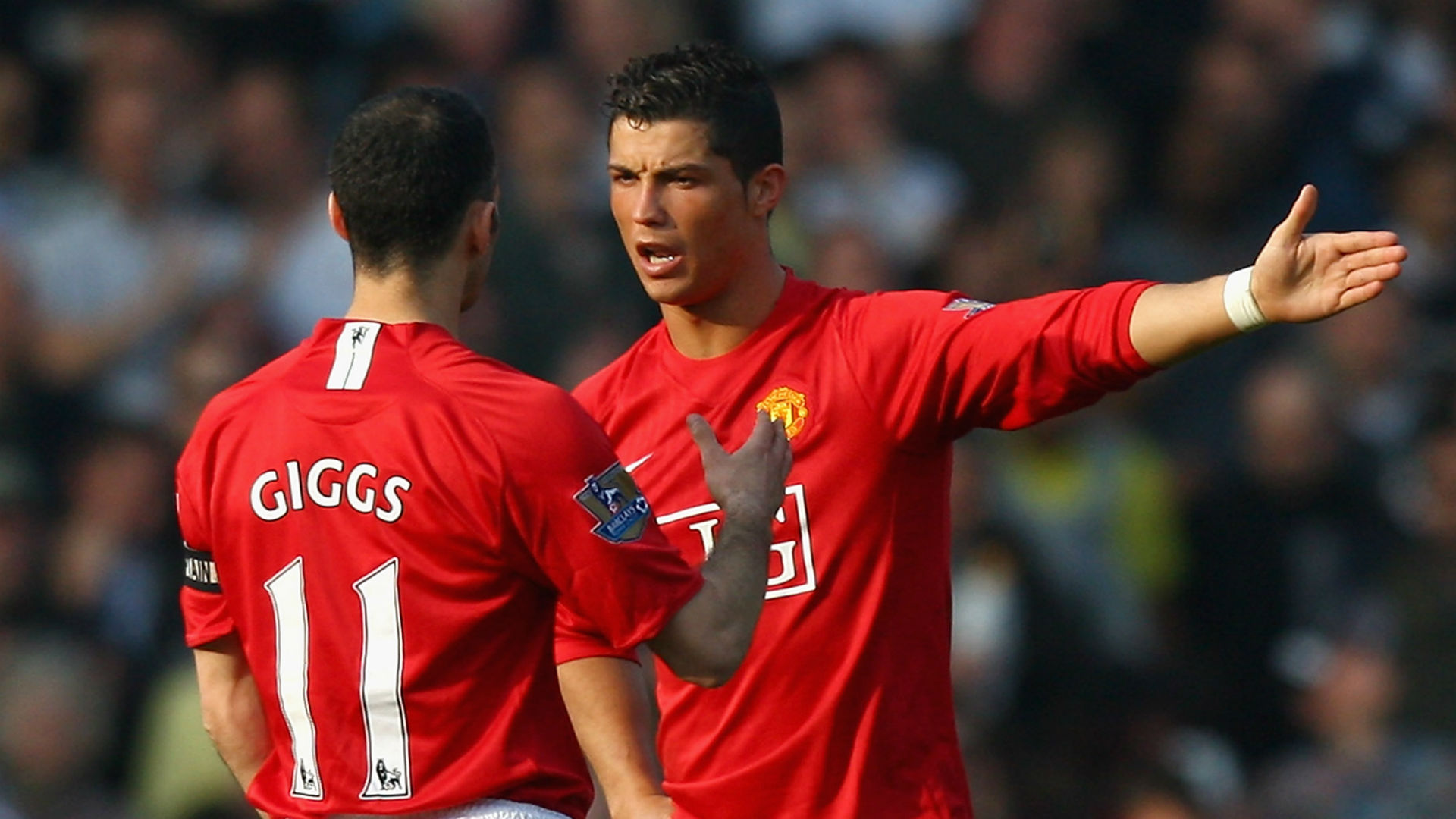 L’ancien Mancunien n’a pas tardé à exprimer son admiration pour Cristiano Ronaldo et Giggs