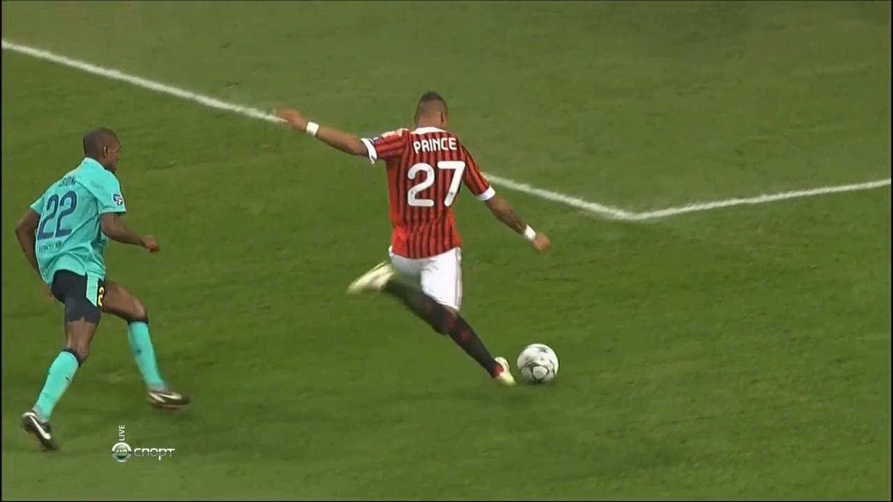 Talonnade puis frappe, le joli but de Kevin-Prince Boateng face au Barça (vidéo)