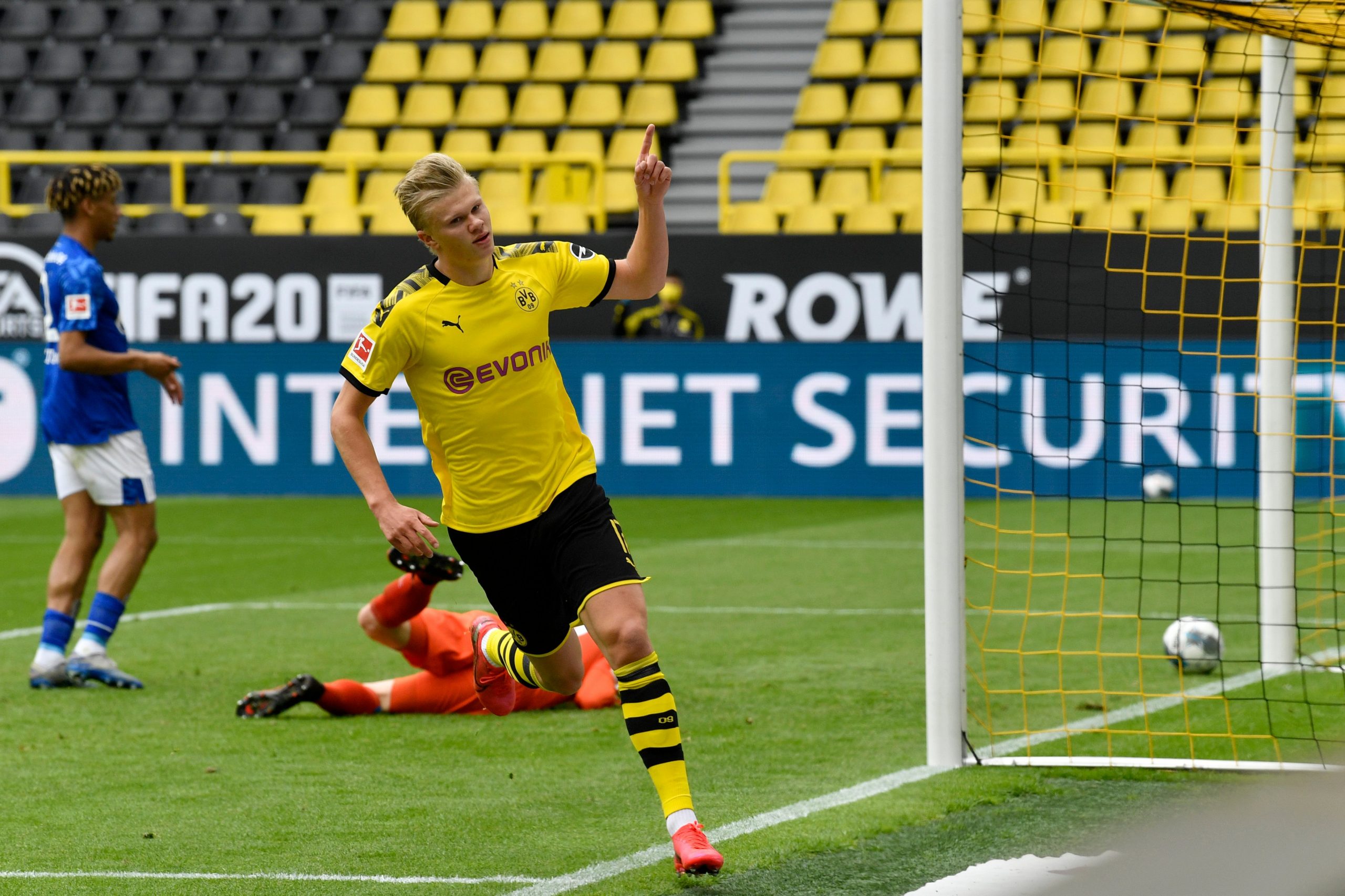 Borussia Dortmund : Erling Håland égale un record vieux de 55 ans