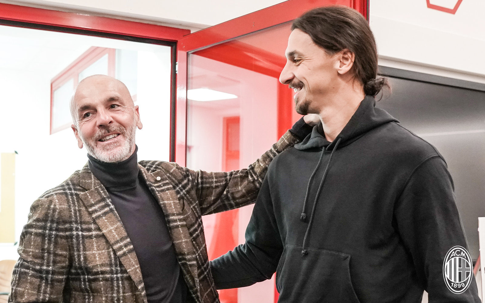 AC Milan : Stefano Pioli compare Ibrahimovic avec Roger Federer