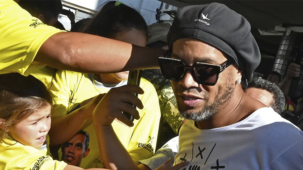 Ronaldinho pourrait faire face à de nouvelles accusations au tribunal