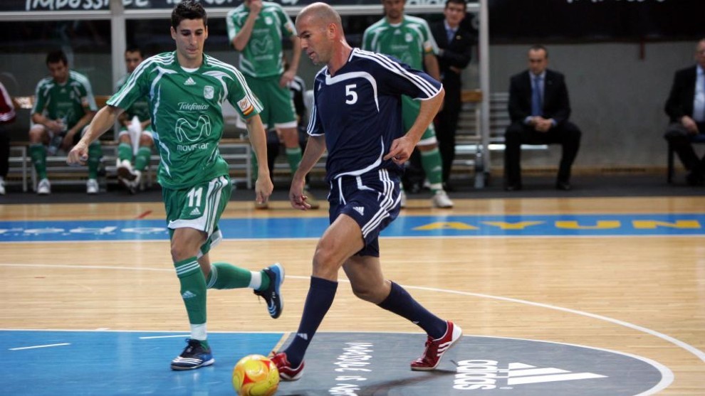 Zidane rejoint le combat pour sauver le futsal en France