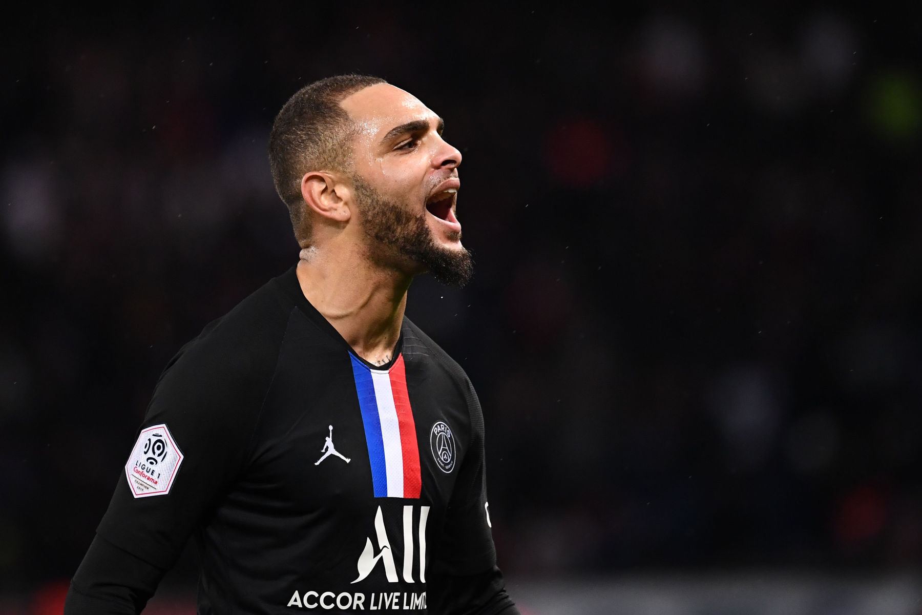 Layvin Kurzawa goal celebration PSG vs Montpellier Ligue 1 2020