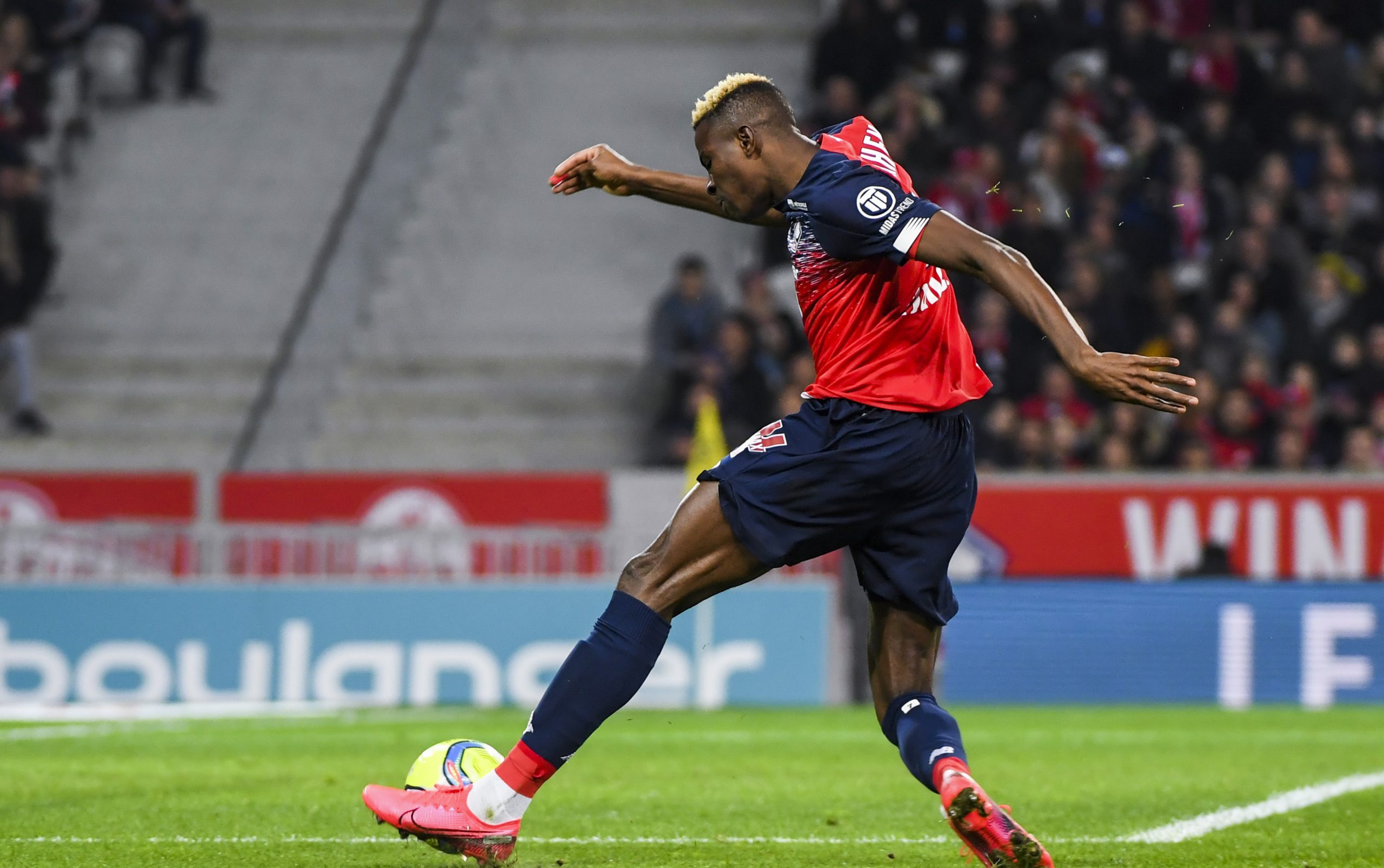 Lille confirme le départ de Victor Osimhen