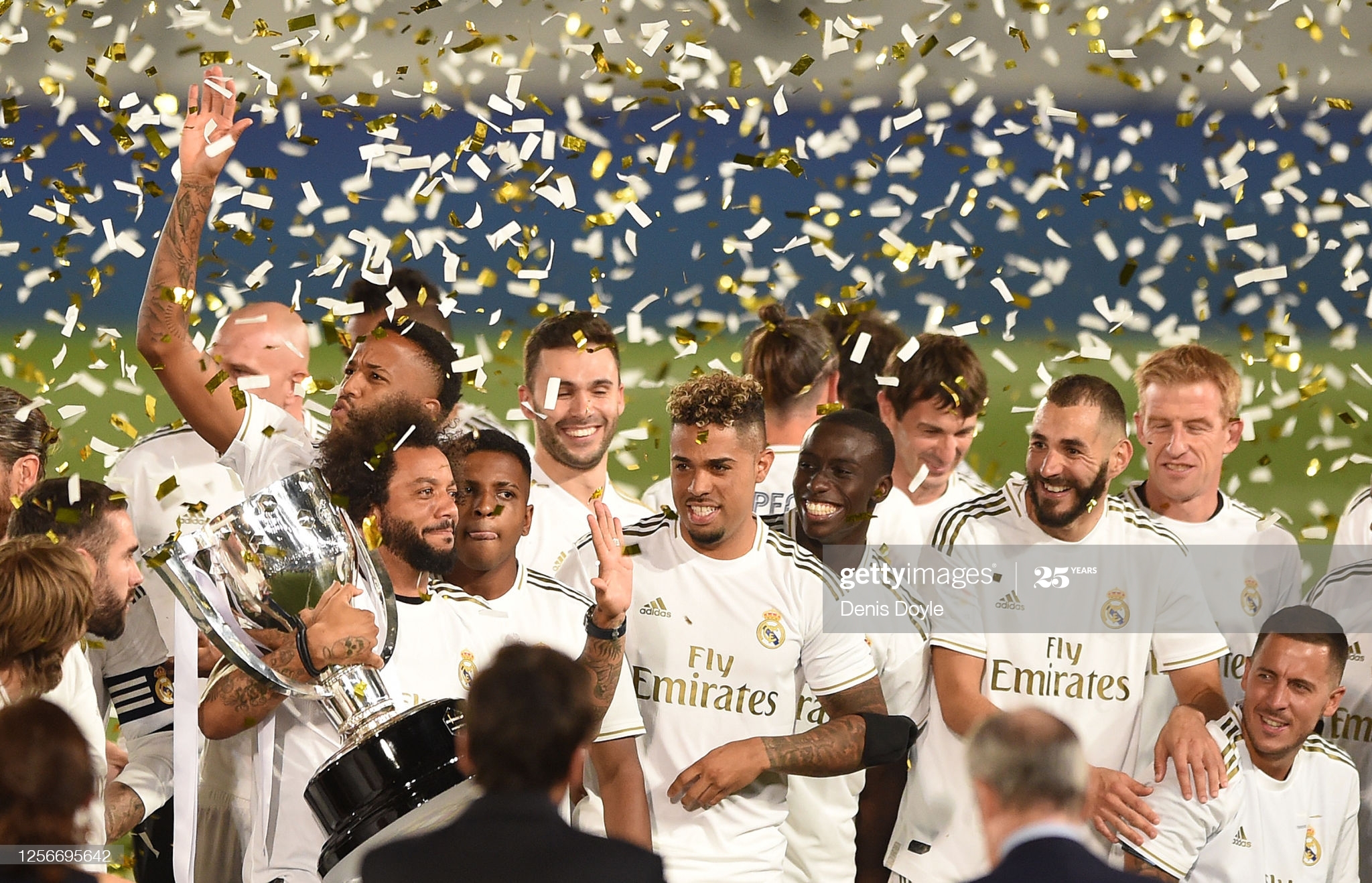 Champion d’Espagne: Achraf Hakimi félicite le Real Madrid