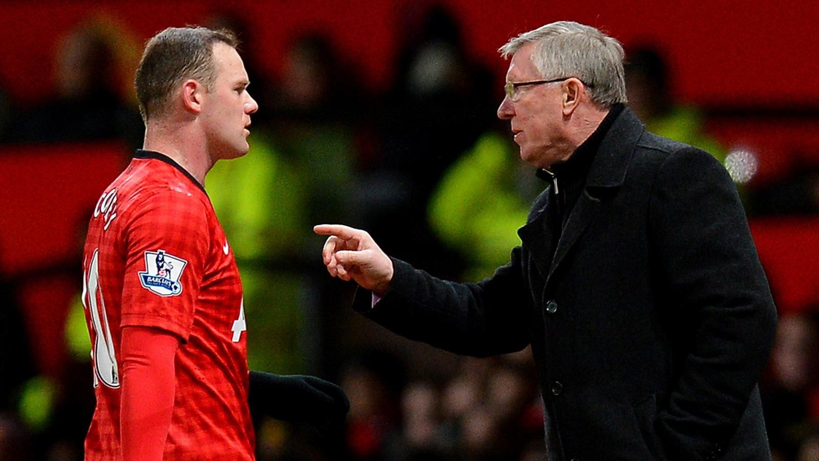 Les deux finales perdues face au Barça, Rooney critique Ferguson