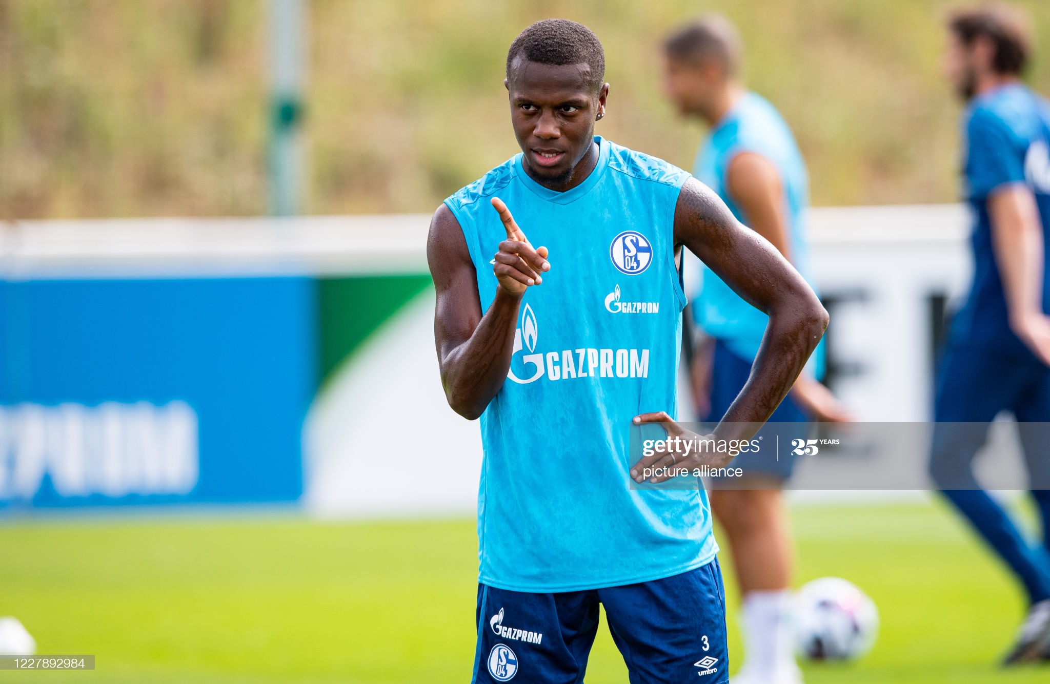 Schalke 04:  Mendyl aura sa seconde chance