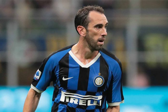 Mercato : Diego Godin proche de rejoindre ce club de Ligue 1 ?