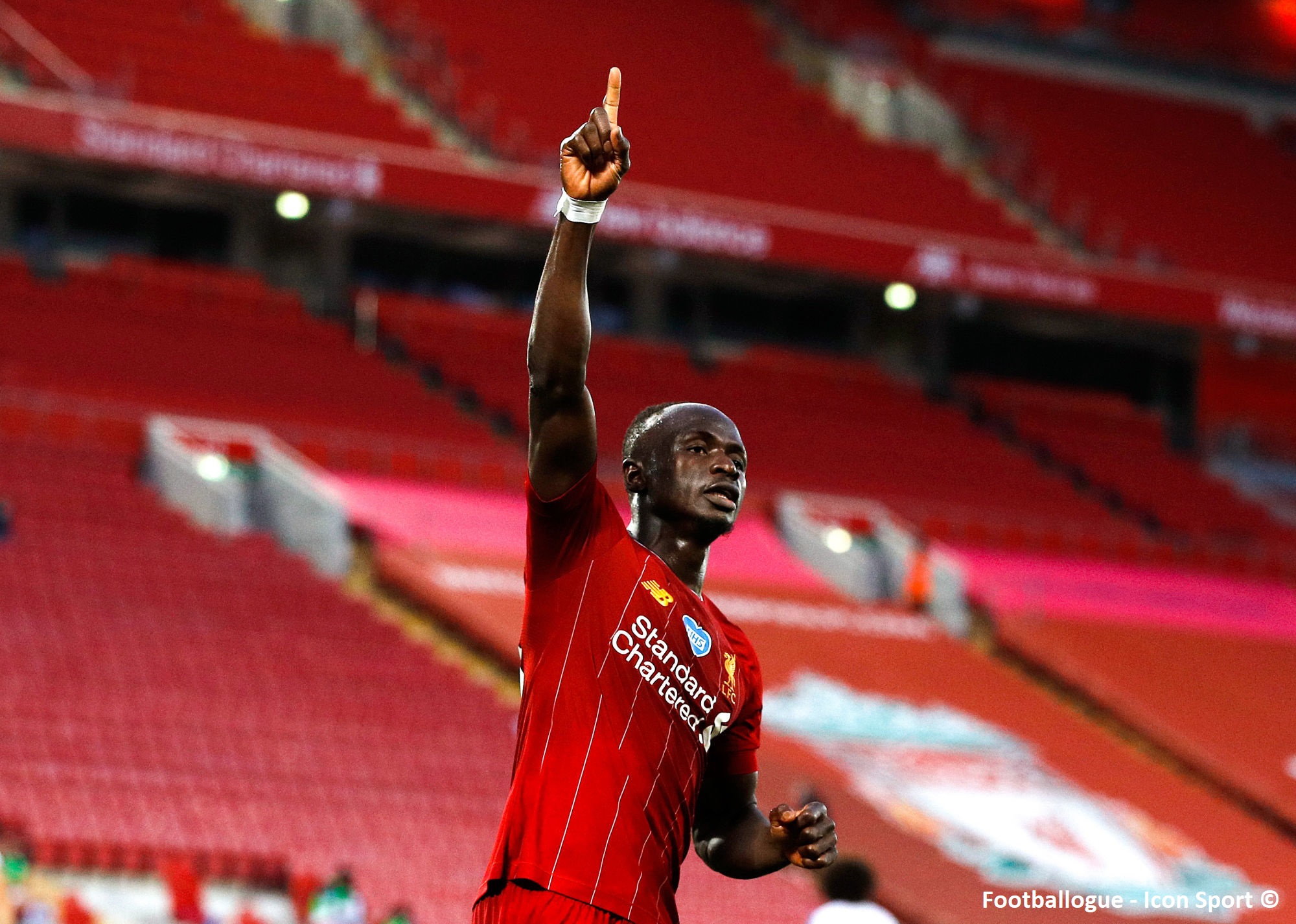 Sadio Mané à l’hors-jeu, Liverpool demande des explications