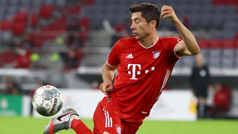 Bundesliga : Le Bayern Munich désosse Frankfort, Lewandowski voit triple