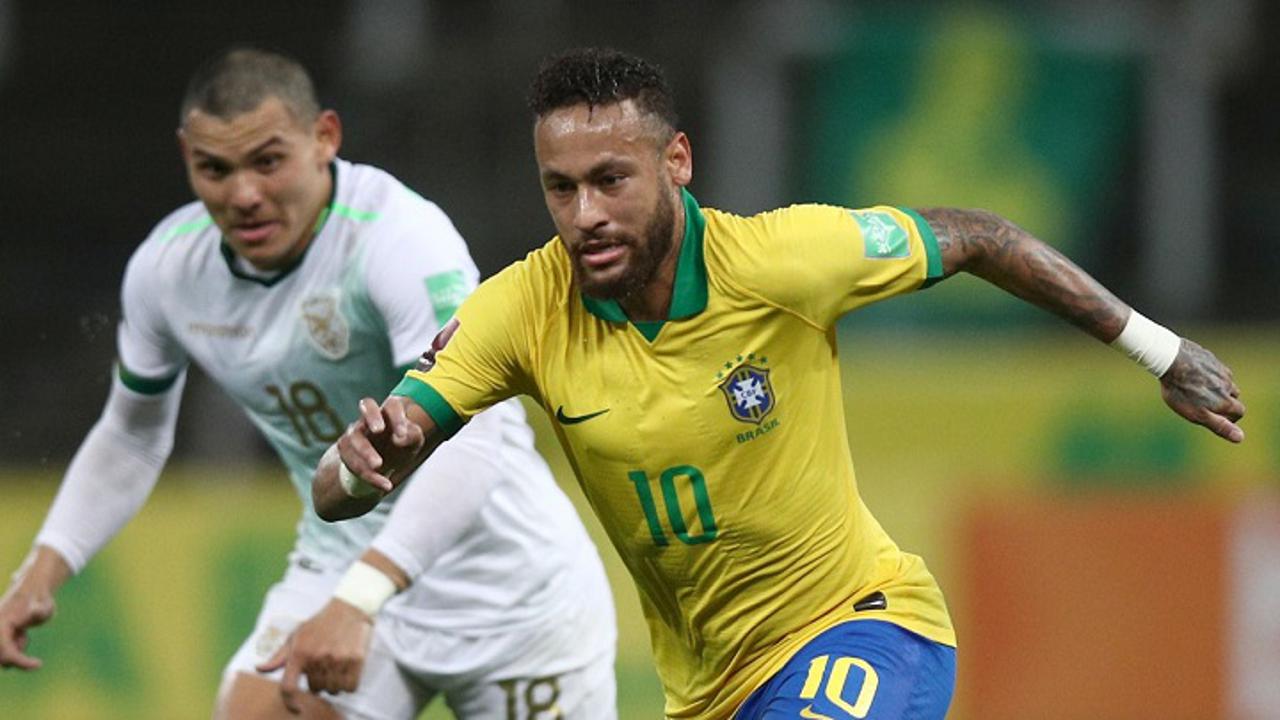 Neymar bat un record de Lionel Messi avec le Brésil