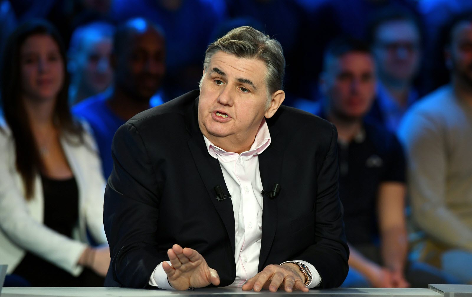 c est un pierre menes bien plus mince apres une longue convalescence de sept mois et une double greffe que les telespectateurs du canal football club vont retrouver dimanche sur canal photo afp 1491041681