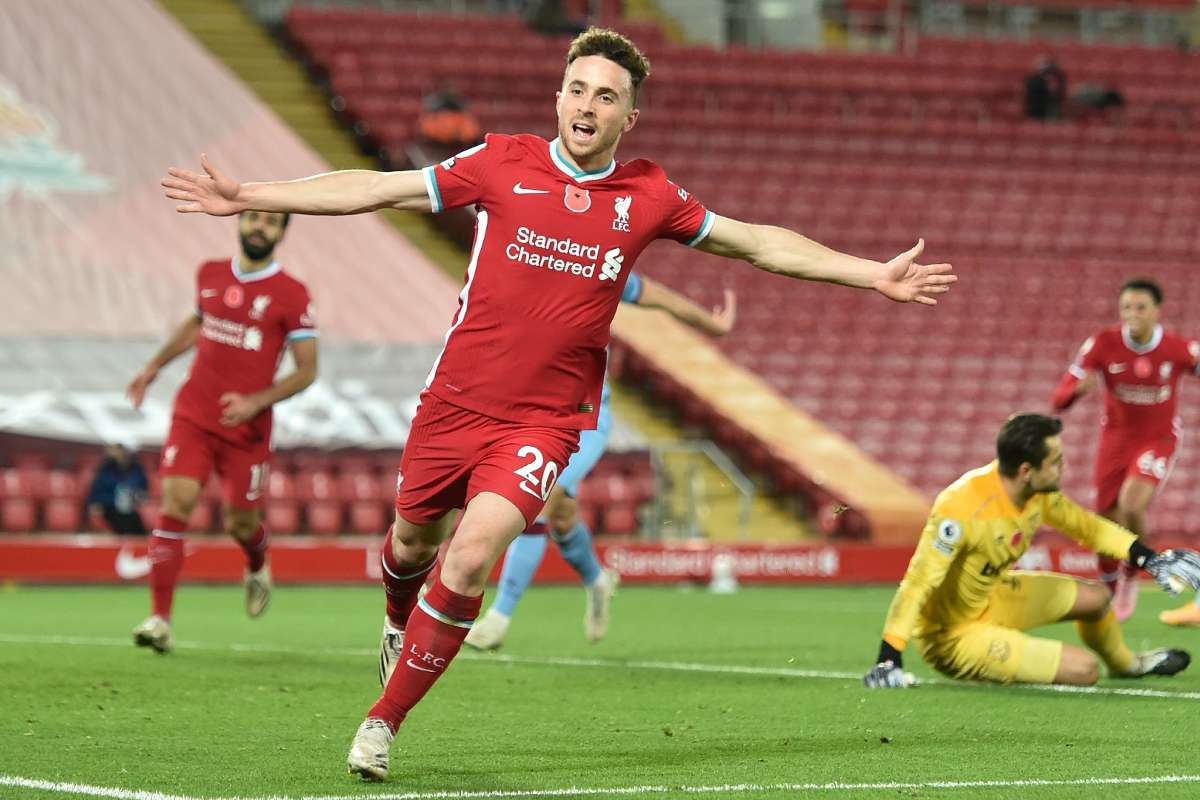 Sur un magnifique centre de Robertson, Jota double le score pour Liverpool (vidéo)