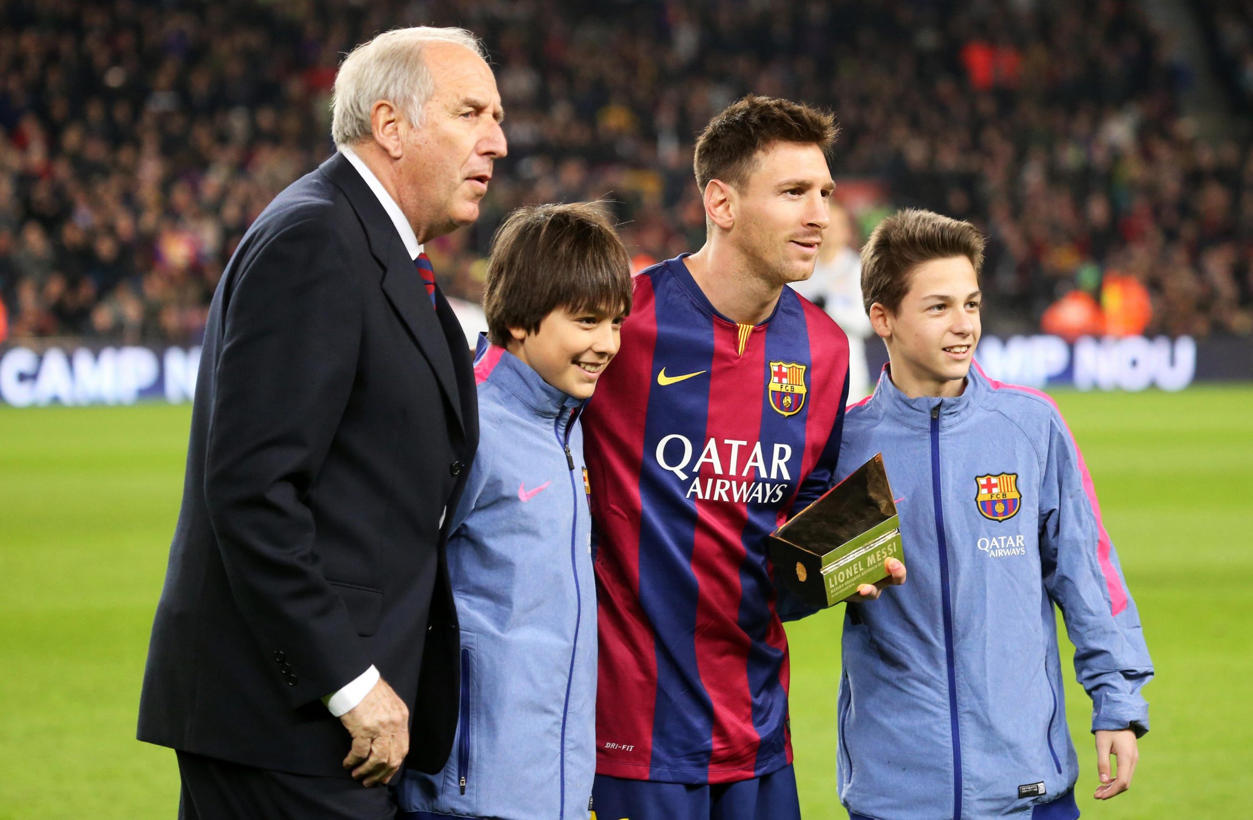 L’homme qui a signé Lionel Messi en 2000, sur une serviette, quitte le FC Barcelone