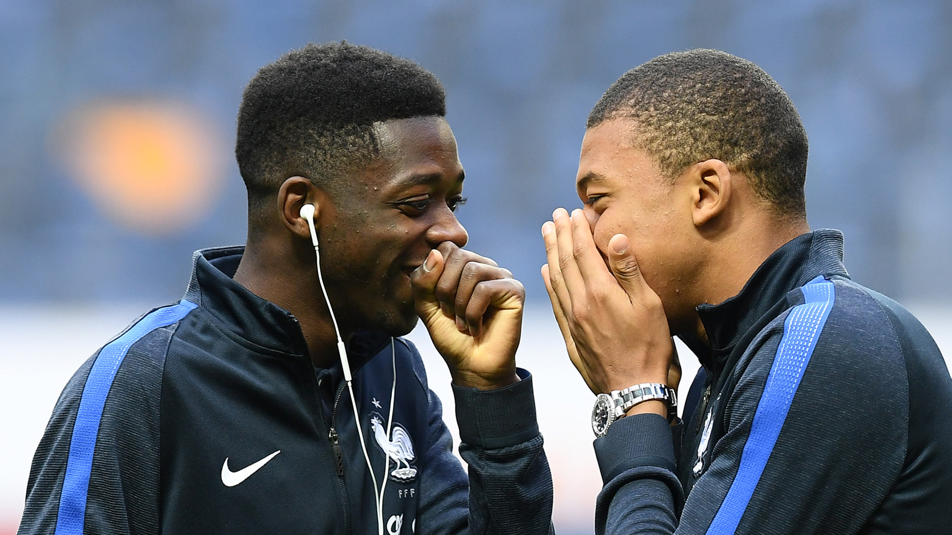Ousmane Dembélé officialisé au PSG, Kylian Mbappé réagit