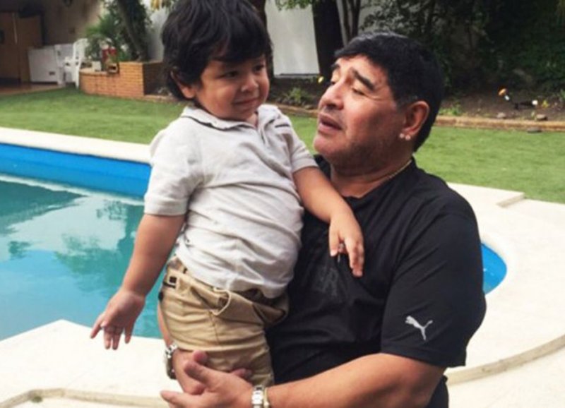 La douleur de Dieguito, le fils de 7 ans de Maradona, après sa mort