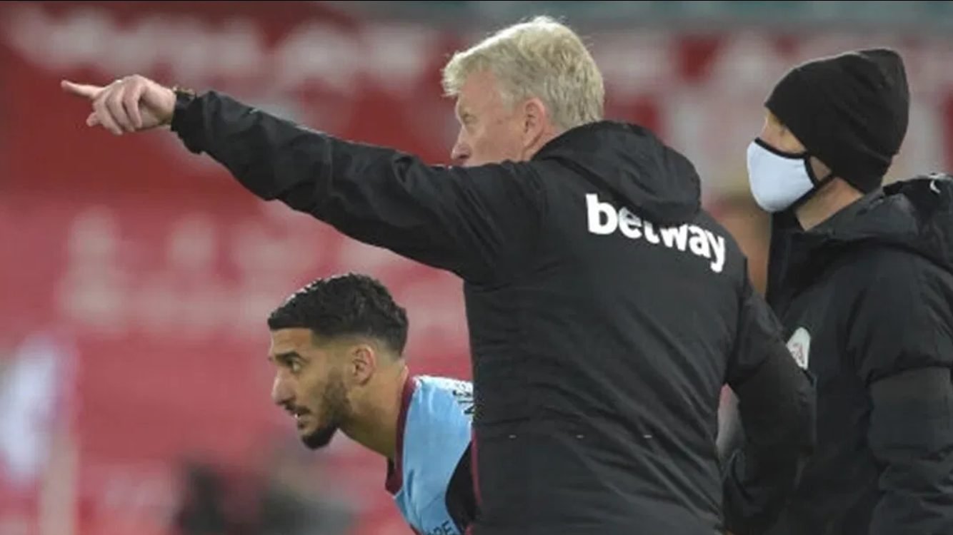 West Ham: Les supporters répondent à Moyes concernant Benrahma