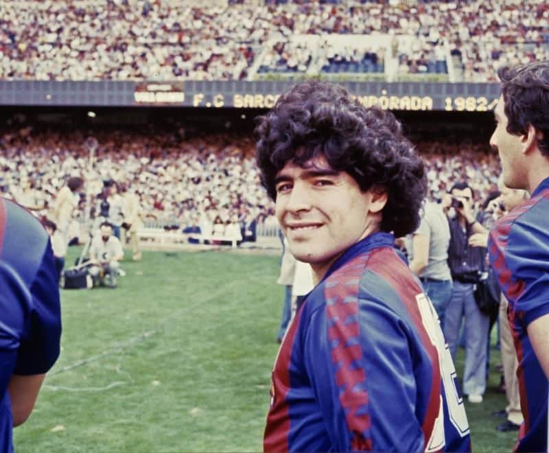 L’histoire touchante derrière le premier maillot de Maradona au Barça
