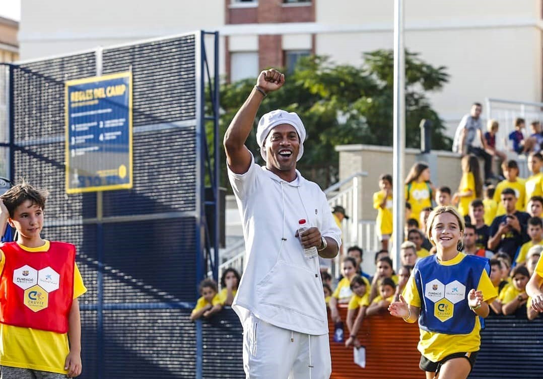 De 5 à plus de 700 milles euros : Comment Ronaldinho reconstruit sa vie après la prison