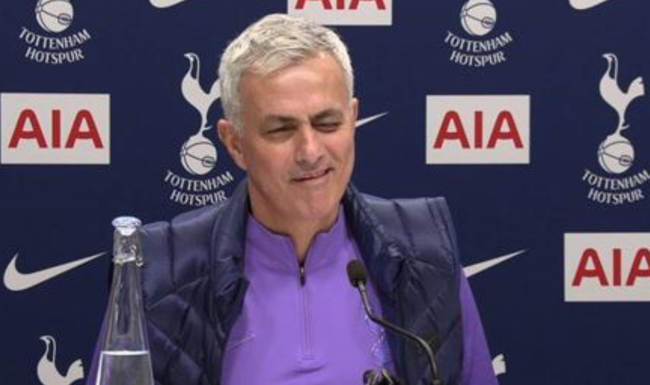 Tottenham: José Mourinho presse pour cet ancien attaquant des Reds