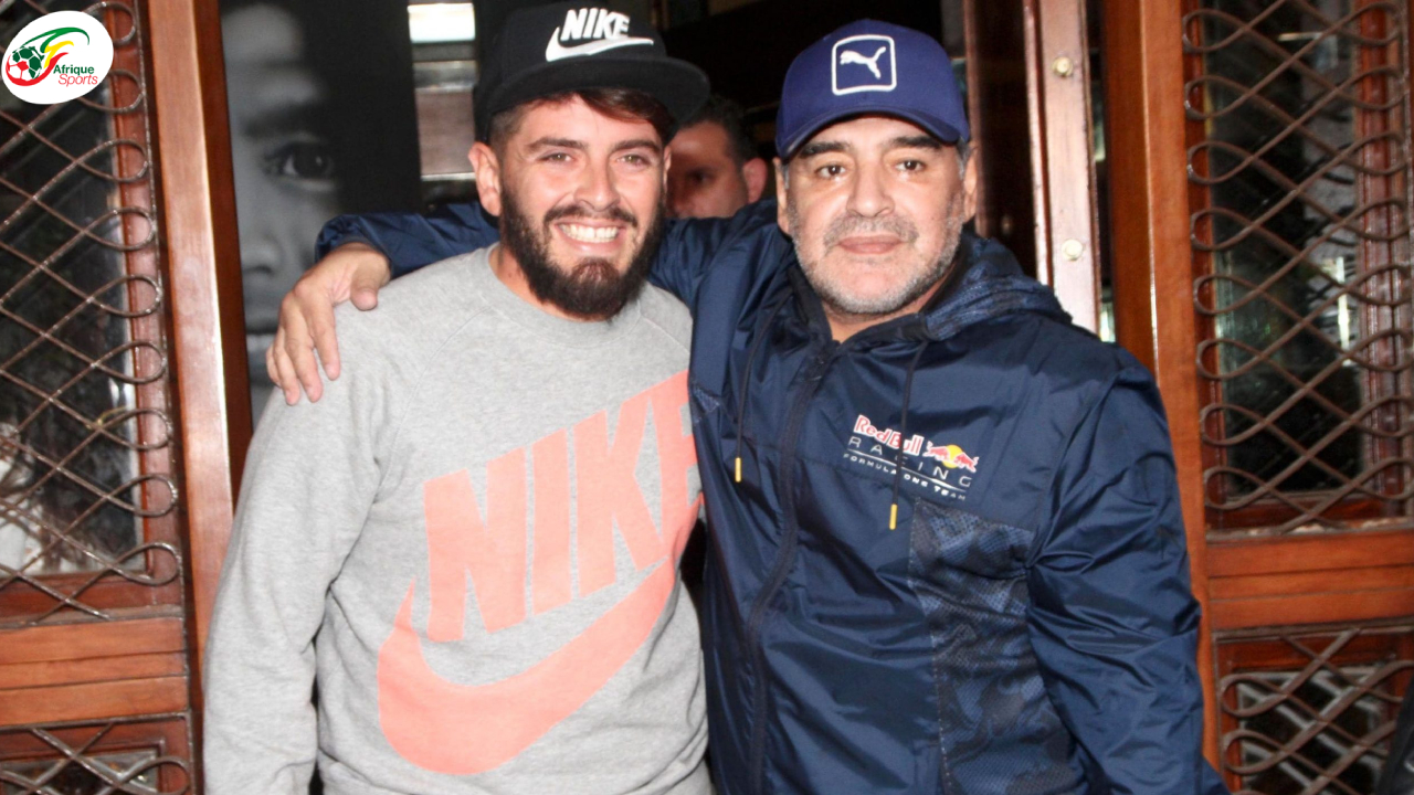 Le fils de Maradona se rend en Argentine pour demander des comptes sur le testament