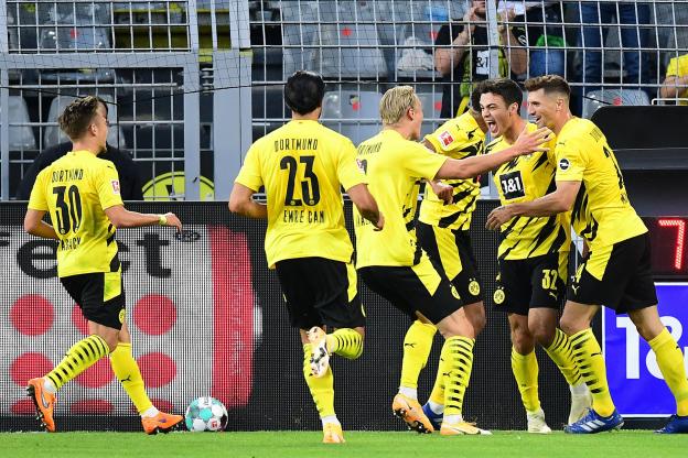 Bundesliga : Le Borussia Dortmund éparpille Schalke 04