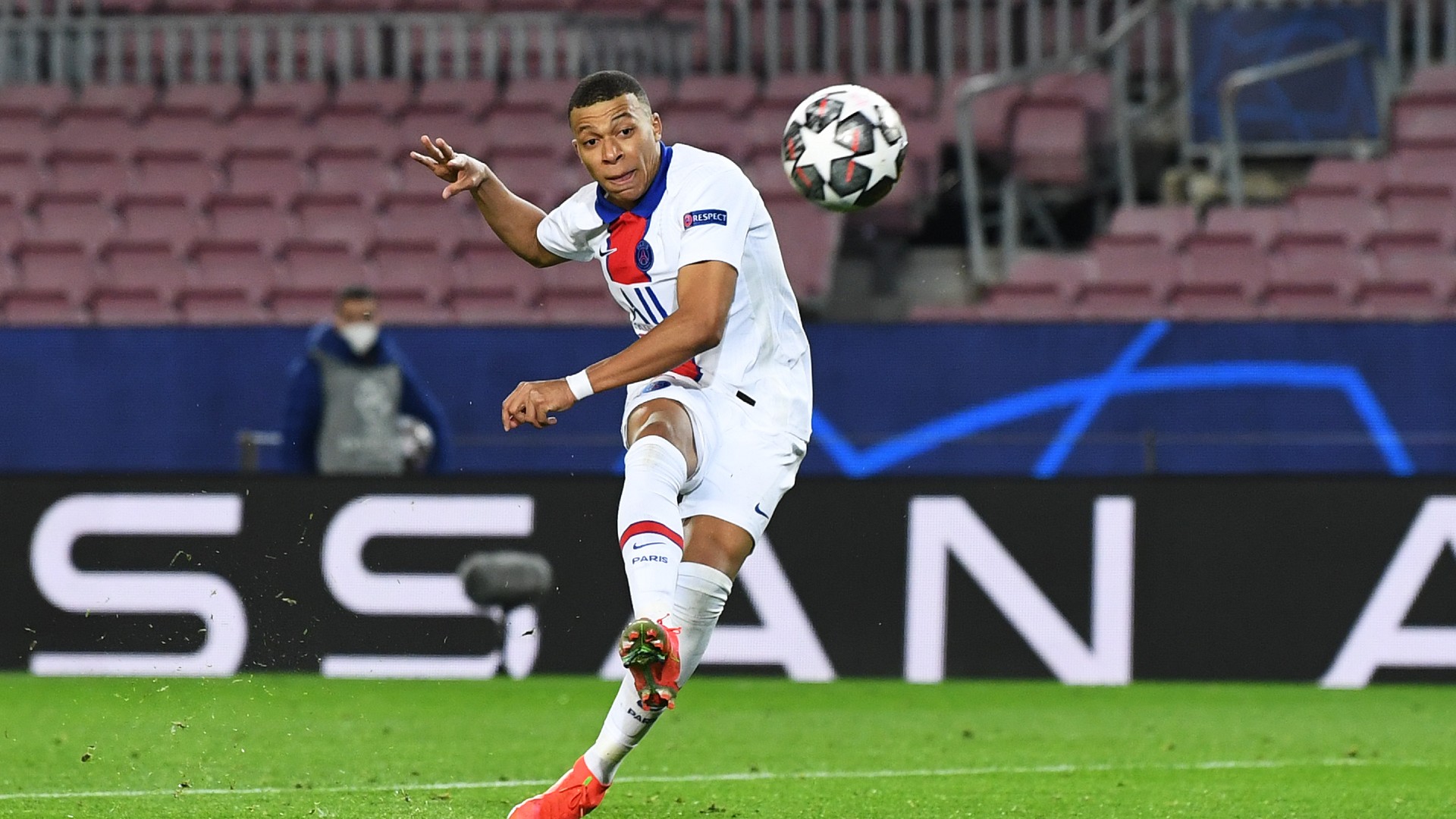 « Il va être au niveau de Messi et CR7 », une star du Barça s’incline devant Kylian Mbappé