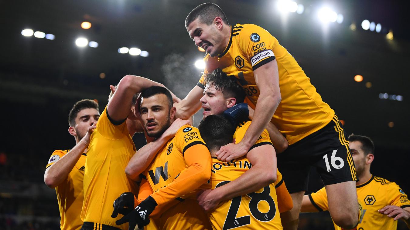wolves background