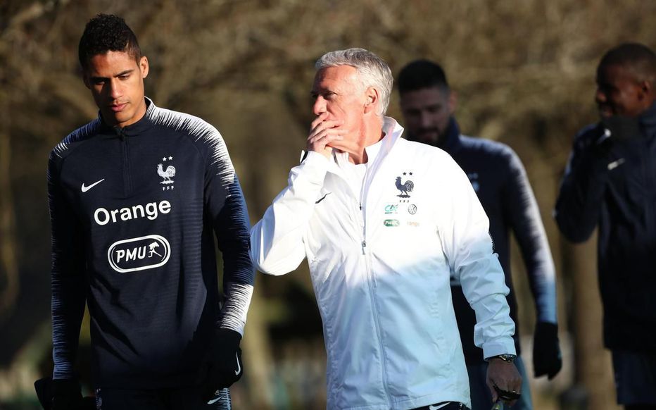 Partir ou rester au Real Madrid ? Didier Deschamps livre une indice sur l’avenir de Varane