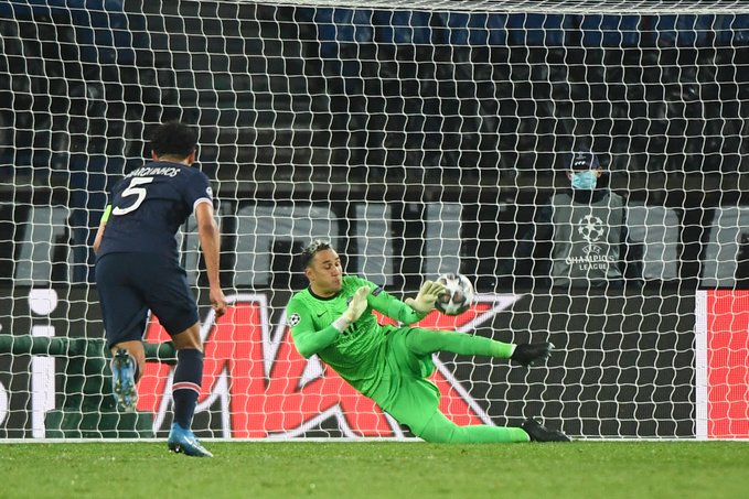 VIDEO : Dans la forme de sa vie, Keylor Navas arrête encore un penalty