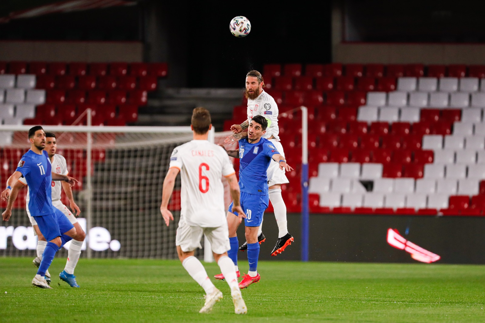 Luis Enrique chamboule tout, Pedri d’entrée, Ramos sur le banc… la compo de la Roja