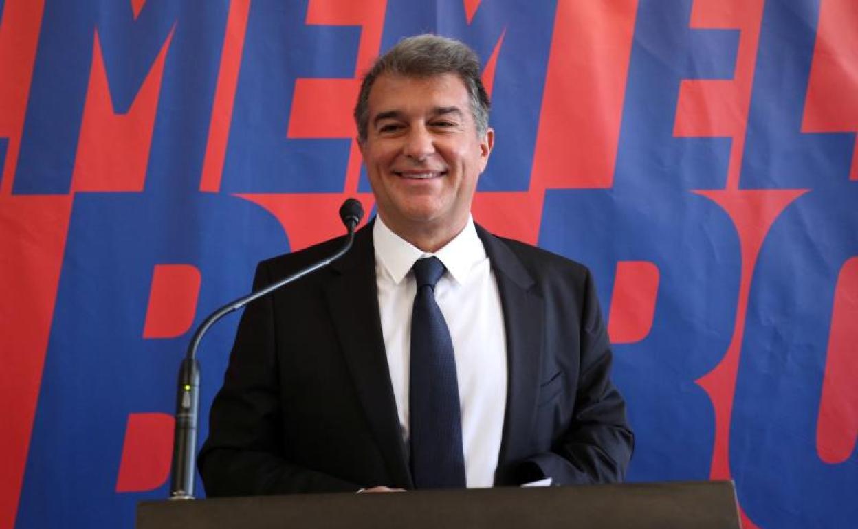 FC Barcelone : Joan Laporta a trouvé son buteur en cas d’élection