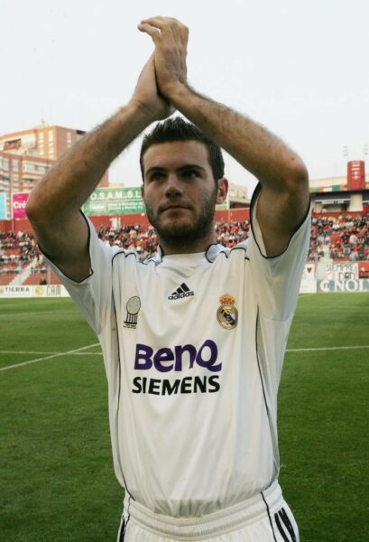 juan mata real madrid 04 698x1024 1