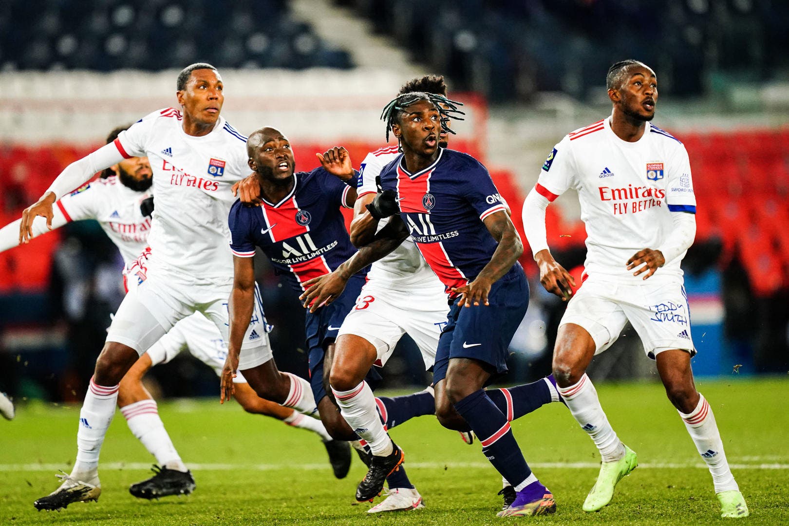 Sans Neymar, avec Ekambi et Kean : les compos officielles du choc OL-PSG !