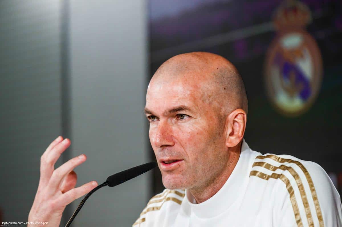 Zidane nie avoir dit aux joueurs du Real Madrid qu’il partait