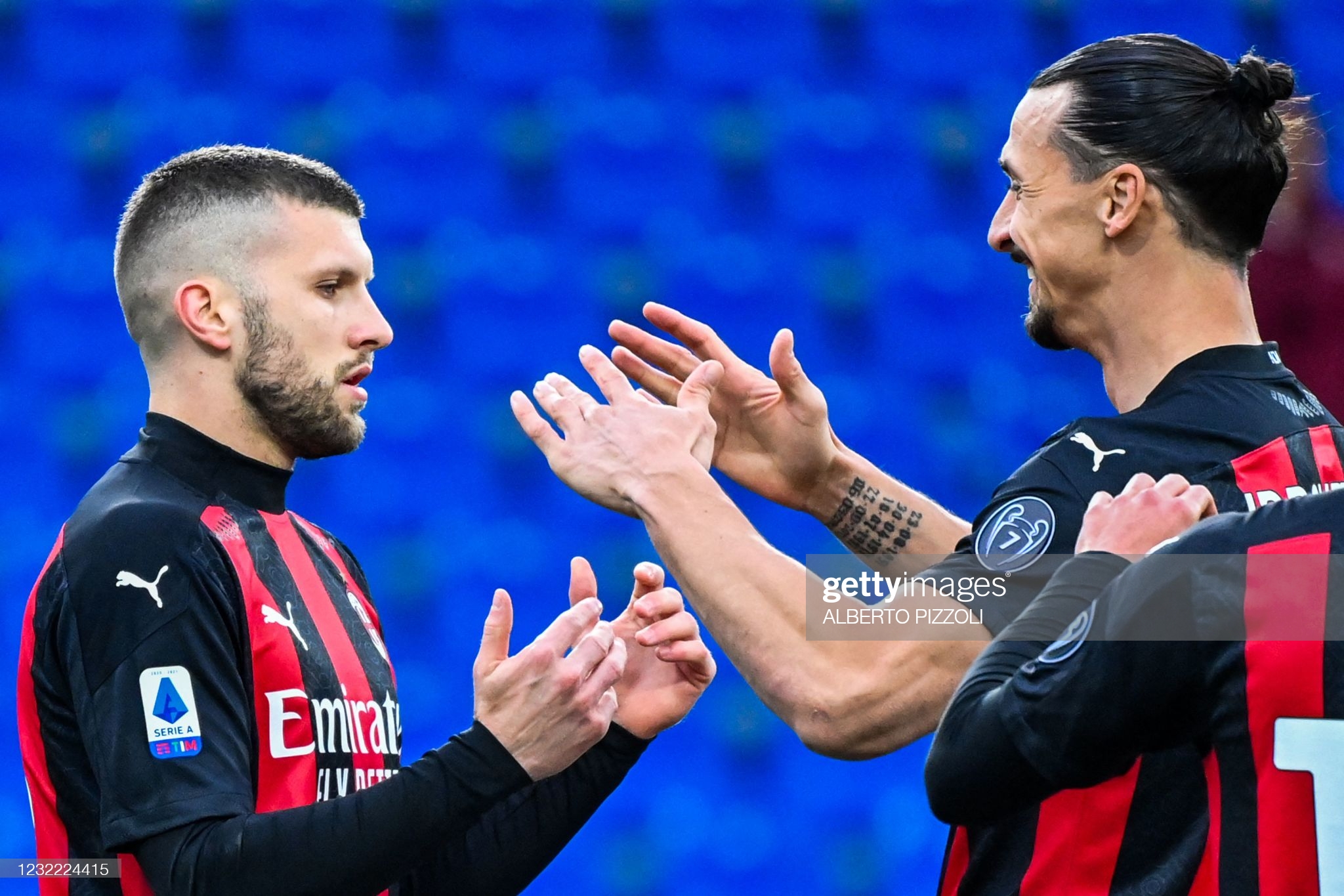 Ibrahimovic, Bennacer titulaires, les compos de Bologne – Milan AC sont là!