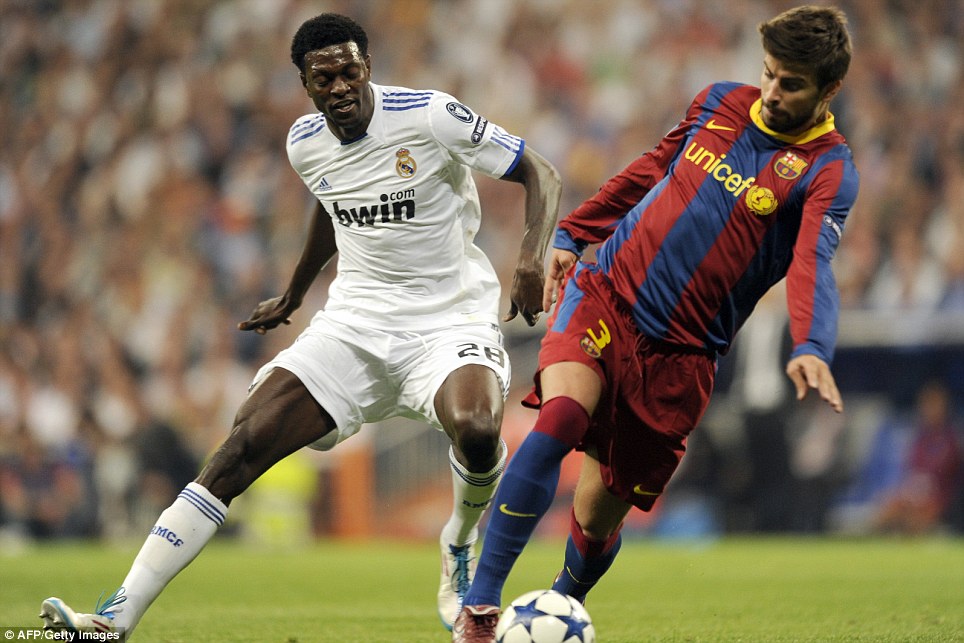 Clasico – Emmanuel Adebayor : « Les joueurs du Barça pleurent comme des bébés »