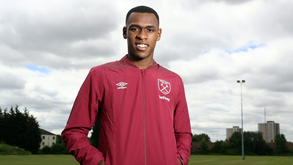 Mondial 2022 (Q) : le Maroc a entamé l’opération de charme pour Issa Diop