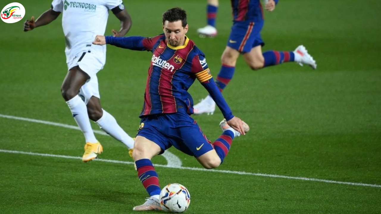 Barça: Frappe en lucarne , le magnifique but de Messi qui ouvre le score face à Getafe !