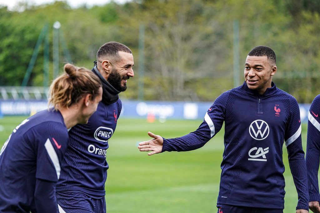 Griezmann mécontent du retour de Benzema ? Il fait taire la rumeur (PHOTO)