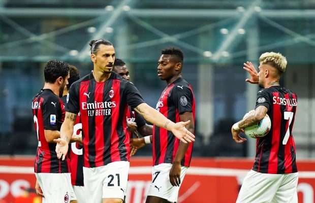 Officiel : L’AC Milan dévoile son nouveau maillot domicile pour la saison 2021-22