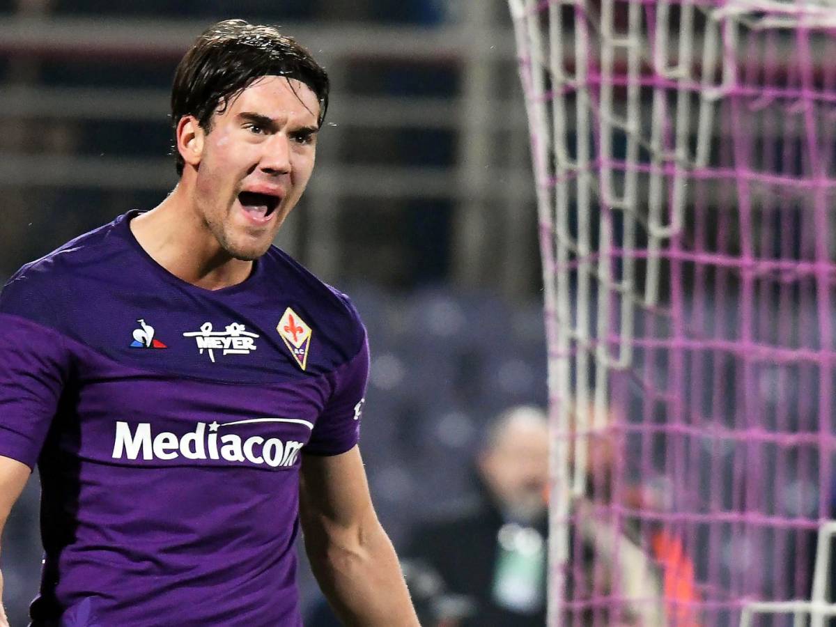 Fiorentina: Dusan Vlahovic demande une belle somme et prévient ses prétendants