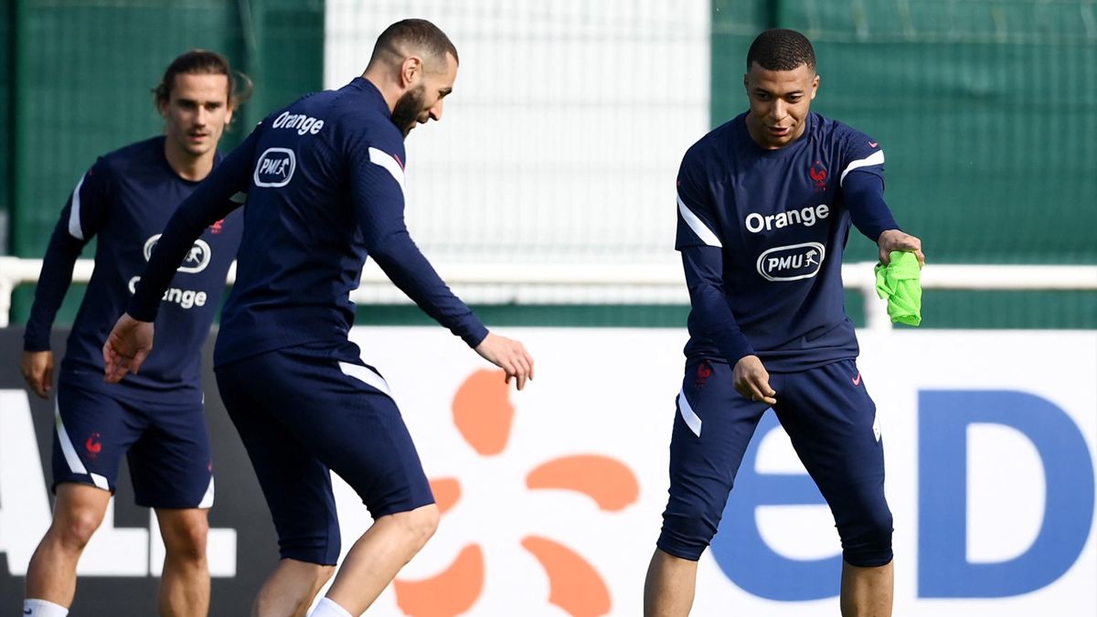 EdF : Benzema évoque sa complémentarité avec  Griezmann et Mbappé