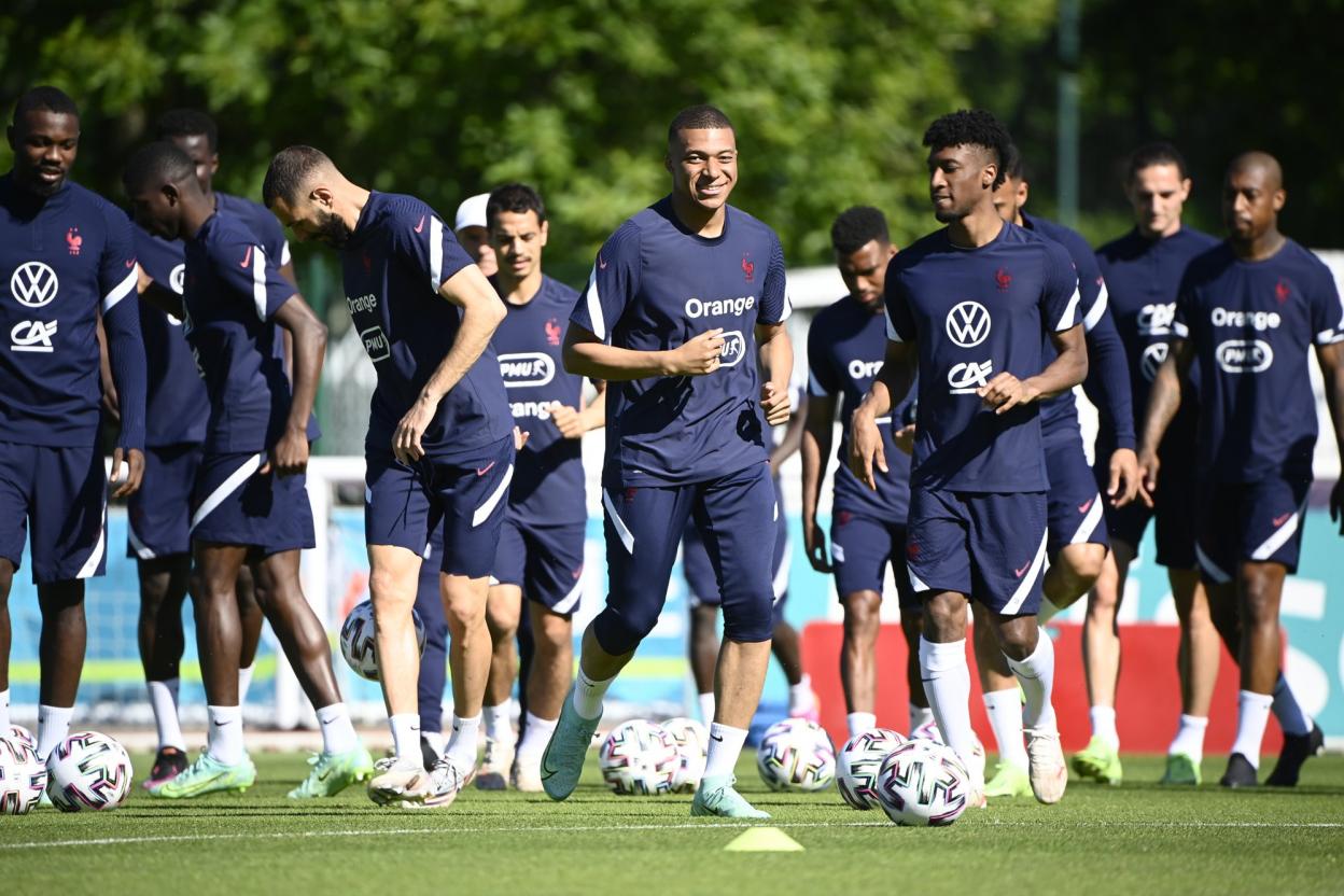 EdF : 2 Bleus touchés à l’entraînement, le cauchemar pour Deschamps