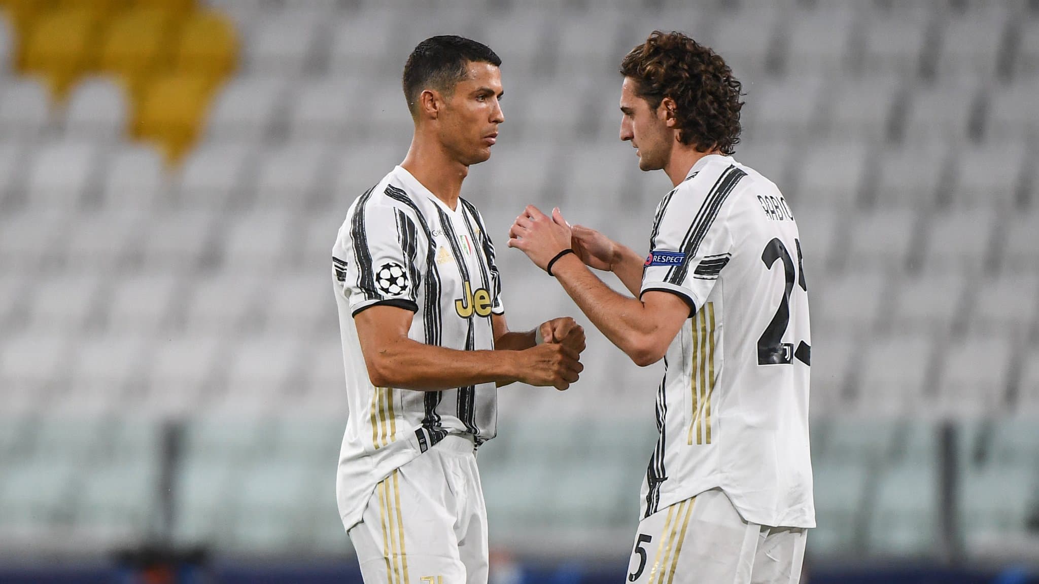 Cristiano Ronaldo et Adrien Rabiot avec la Juventus 1041620