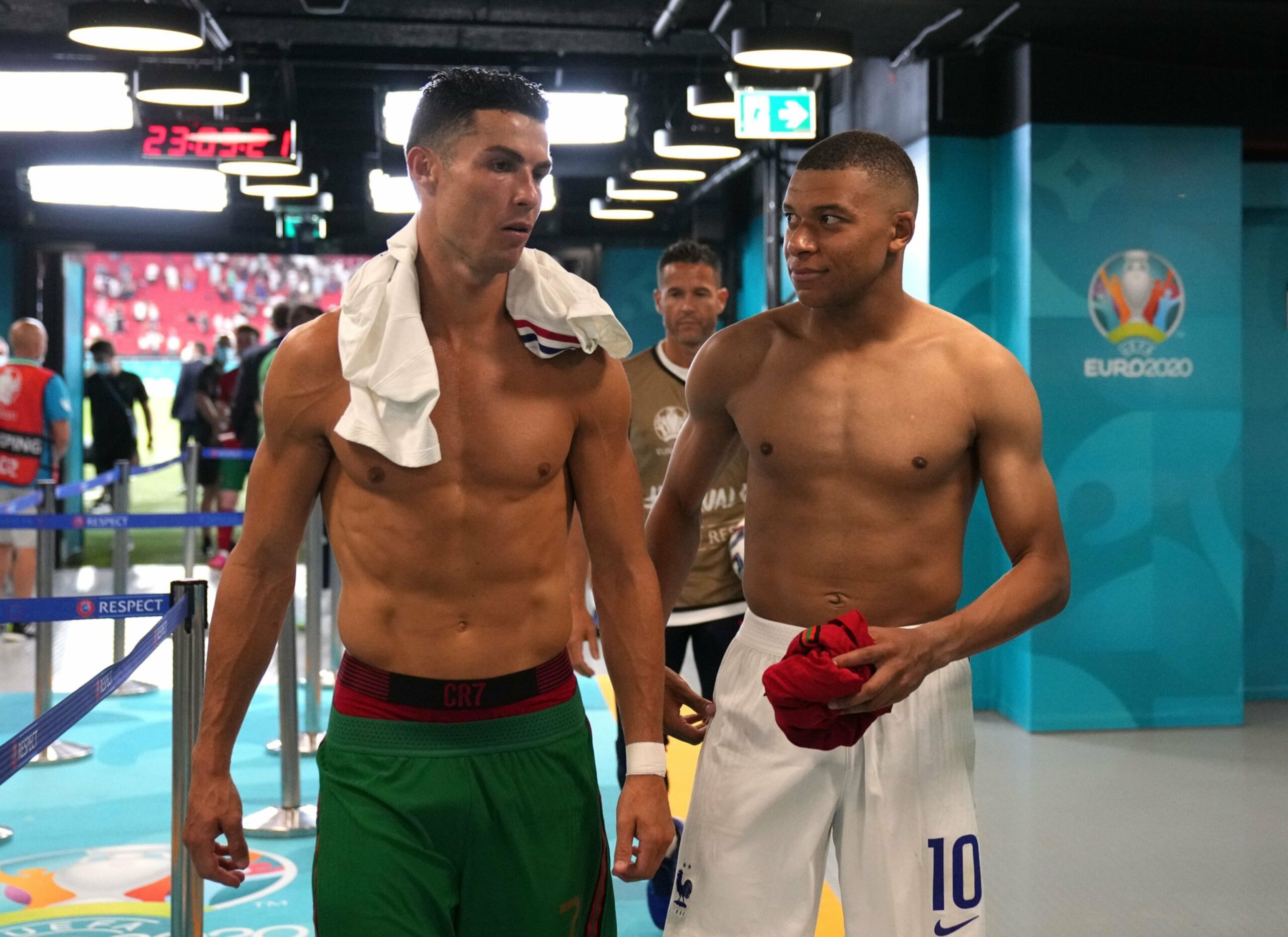 L’image sympa de Ronaldo et Mbappé qui fait rêver les fans de football (PHOTOS)