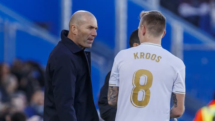 «Il m’a informé à l’avance», Toni Kroos revient sur le départ de Zidane