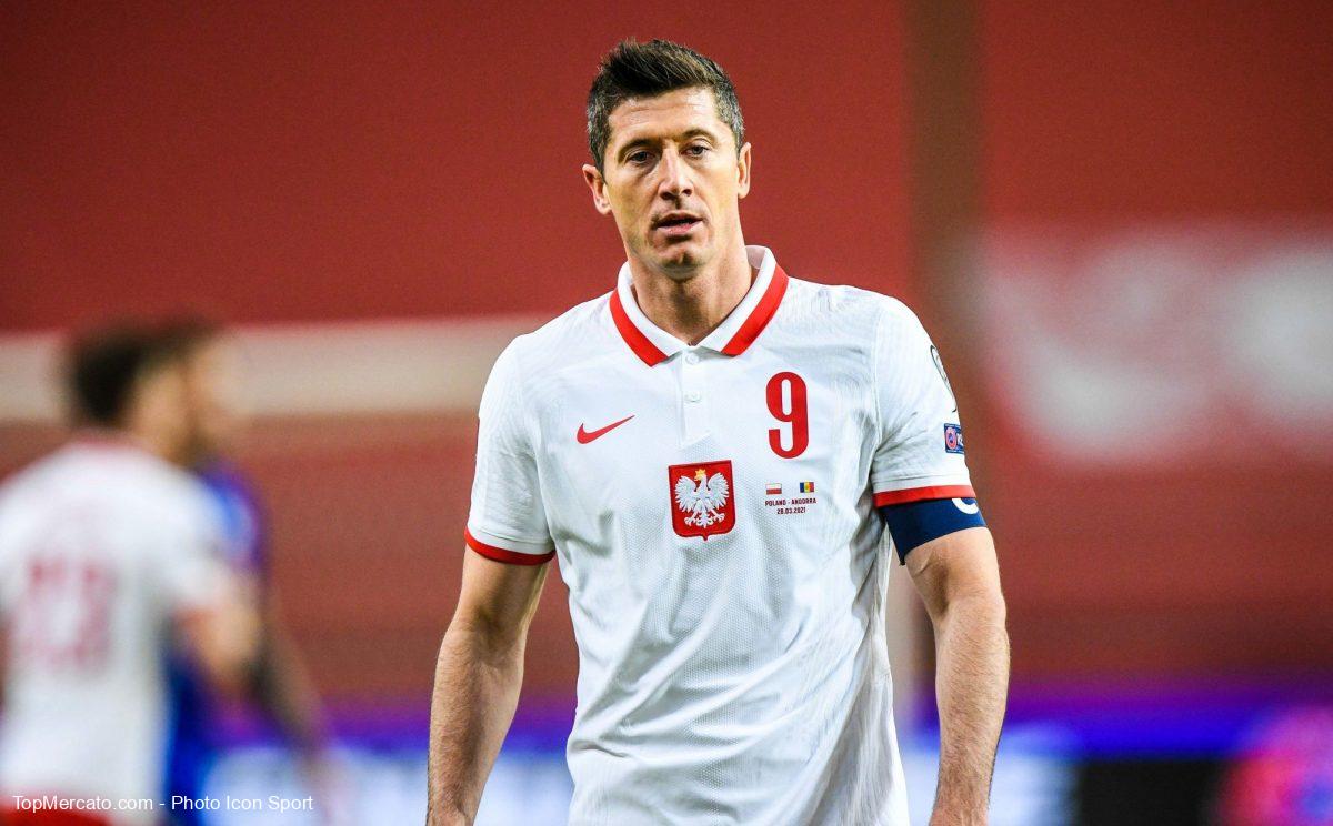 Lewandowski déçoit, la Slovaquie s’offre la Pologne