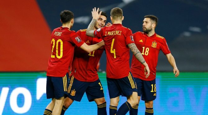 Morata et Busquets titulaires, les compos officielles de Kosovo – Espagne