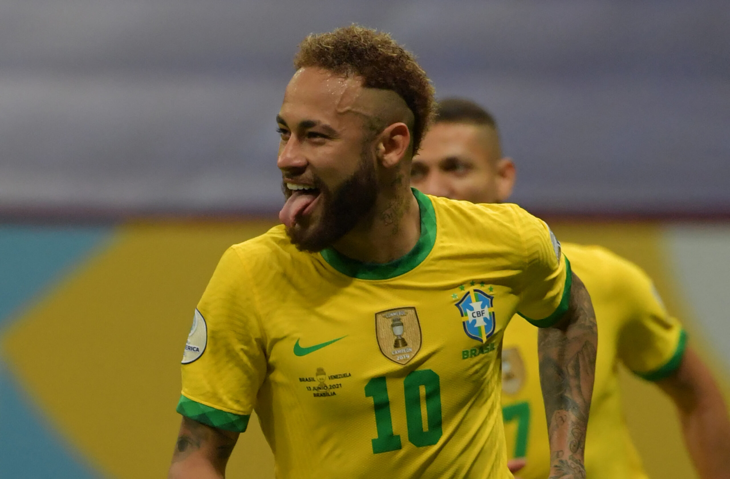 Brésil : Neymar rejoint déjà Pelé et pourchasse un autre record historique